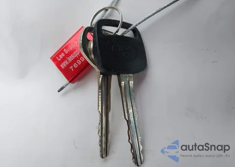 1999 Toyota Camry Le V6 z USA, uszkodzony, nr VIN 4T1BF22K7XU078470